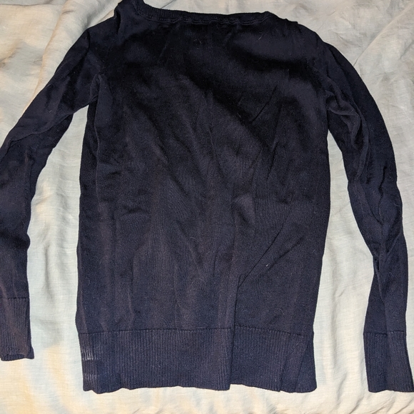 Pullover sweater - Picture 3 of 3